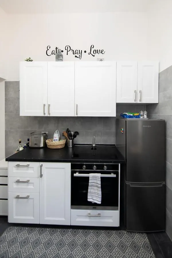 Apartamento Bella Alda Beautiful Como Castle Penthouse Canzo Italia